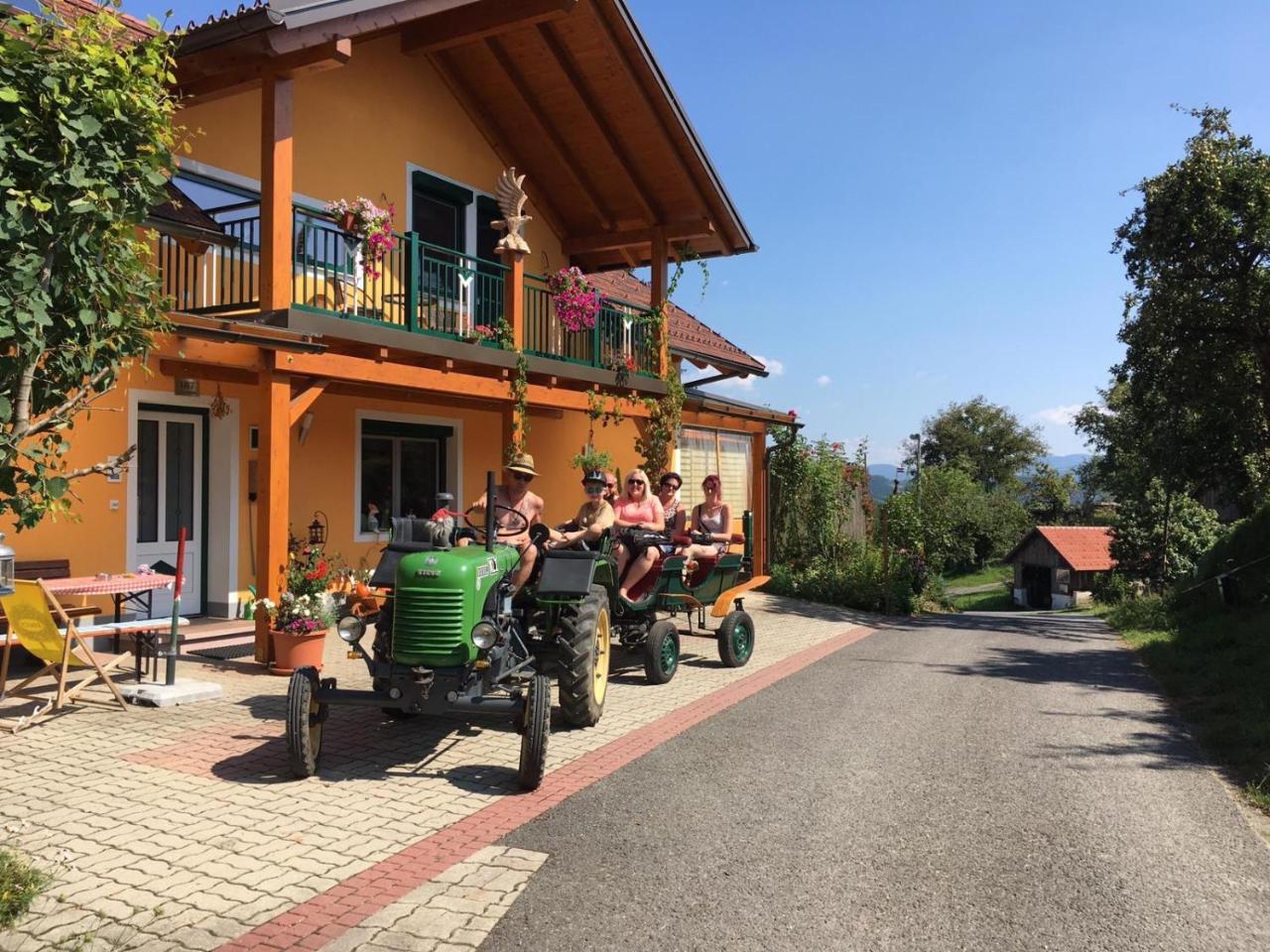 Gaestehaus Schmid Sankt Johann im Saggautal Kültér fotó